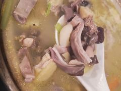 乡下猪肚鸡煲-廣味潮鲜·一品潮滋味(五道口店)