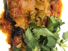 -霸蛮湖南菜·牛肉粉(荣京西街店)