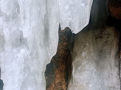 -大平台龙居瀑布旅游区