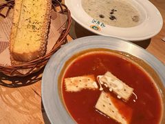 黑松露奶油蘑菇忌廉汤-绿茵阁牛扒餐厅(客村店)