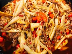 炒牛肉丝-邱金小炒·30 年盐帮江湖菜(自贡店)