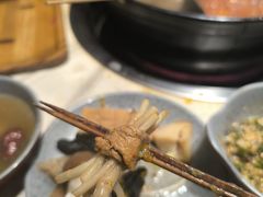 -钢管厂五区小郡肝串串香火锅(梅川路店)