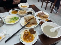 -尹记门钉肉饼(丰台站店)