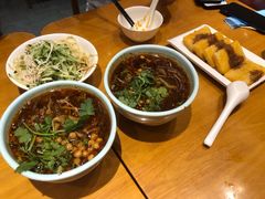 -蓉李记成都名小吃(二七万达店)