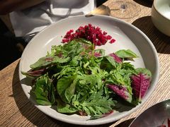 炭烤牛肉-毛辣果·酸