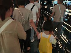 -平安金融中心云际观光层