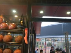 -洛克公园·篮球·足球·羽毛球(莘庄店)
