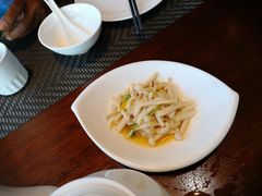 -蜈支洲岛珊瑚酒店临海阁中餐厅