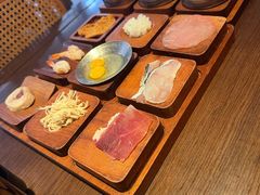 -银米·云南传统过桥米线(双廊黑金冠店)