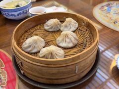 -笑来喜馄饨小笼工坊店(湖滨街店)