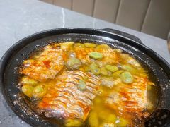 油浸带鱼蚕豆-佬太公海鸭·海鲜大排档(上海总店)