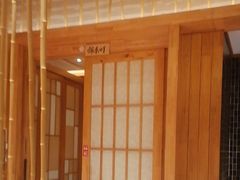 -花和海鲜自助(梅江店)