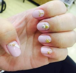 -艾薇美甲美睫