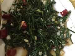 -苏莱特色牛骨滩羊手抓馆(长城东街总店)