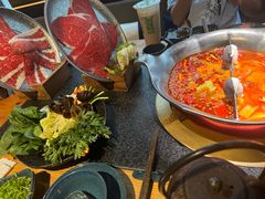 -湊湊火锅·茶憩(南京东路悦荟店)