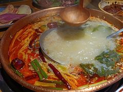 -洱火云南酸菜牛肉火锅(石景山当代商城店)