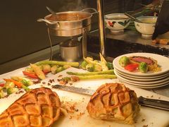 -海口绿发希尔顿酒店-田园汇自助餐·三文鱼·海鲜