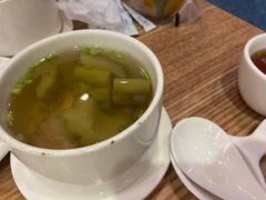 苦瓜排骨汤-裕记烧腊连锁餐饮(国商分店)