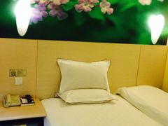 -文星酒店(广州北京路步行街海珠广场地铁站店)