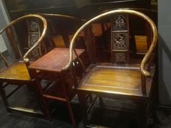 古董椅子-城南往事济南风味主题餐厅(东环店)