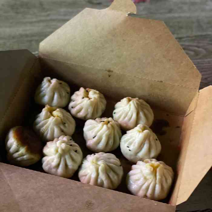 忆江南小锅生煎(西岸店)-"点的外卖,小菜一般,水煎包有点凉了 .