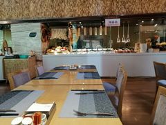-威珀斯酒店·珀萃美食餐厅 | 海鲜刺身·现烤生蚝·特色烤肉