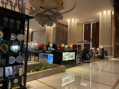 -天津京基皇冠假日酒店