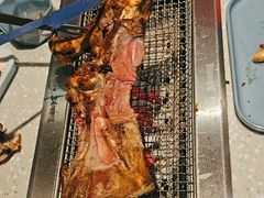 -三毛烤羊腿(乐园路总店)
