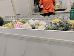 -浪里寻·臻牛养生牛肉火锅(方圆荟店)