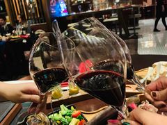 -恰餐厅及酒吧 CHAR Bar & Grill (北京丽都皇冠假日店)