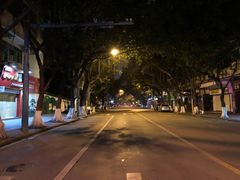 -明记砂煲美食(人民北路四十号大院店)