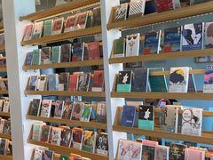 -猫的天空之城概念书店(北戴河蔚蓝海岸店)
