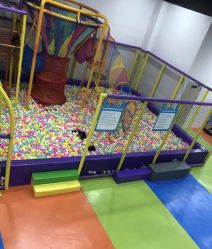 -蹦贝运动中心·蹦床·攀岩·闯关(龙岗店)