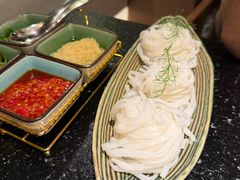 -得意咚瓜·顺德鱼生·冬瓜火锅(深圳首店)