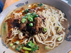 红烧牛肉面-丁丁猫重庆小面(徐州路店)