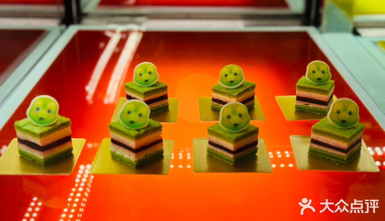 迪士尼乐园酒店の卢米亚餐厅の甜品[调皮][调皮][调皮]