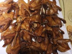 招牌烤乳鸽-石岐佬中山菜馆(张溪店)
