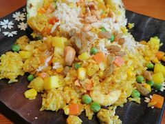 黄金菠萝海鲜炒饭-越谜·越南餐厅(长白店)