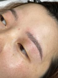 -一个差评成就的纹眉店