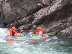 -安吉龙王山峡谷漂流