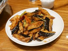 -泉畔人家·老济南经典鲁菜(大明湖店)
