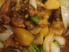 新疆大盘鸡-阿拉木汗餐厅(山大路店)