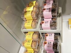 零售区-好利来(牡丹园店)