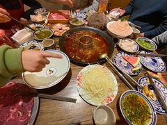 -旧街市鲜货老火锅(大光路店)