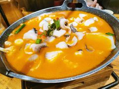 思茅酸汤鱼片-老滇山寨•云南特色菜•地方菜•民族风情歌舞表演(金碧店)