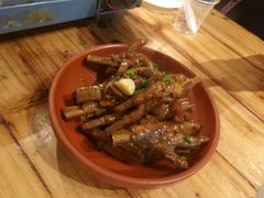 -霄汉牛三鲜湖北砂锅菜(万松园2店)