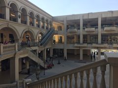 -王府井奥莱临潼小镇(临潼店)