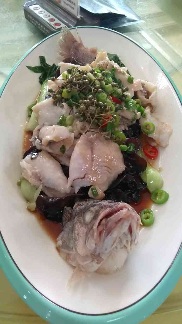 鸿宴楼饭庄(大直沽店)-"三八妇女节陪妈妈来吃饭,这家饭馆就在我家.