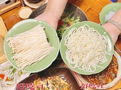 -雀舞云南菜(天津天河城购物中心店)