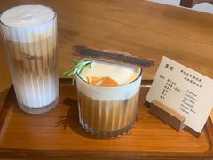 拿铁-ZAZA.CAFE.BAR